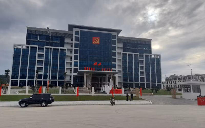 Trụ sở làm việc các cơ quan Đảng tỉnh Cao Bằng.