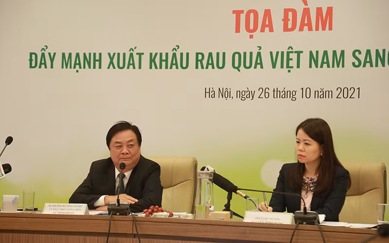  Bộ trưởng Nông nghiệp và Phát triển nông thôn Lê Minh Hoan phát biểu tại tọa đàm. (Ảnh: Bộ Ngoại giao).