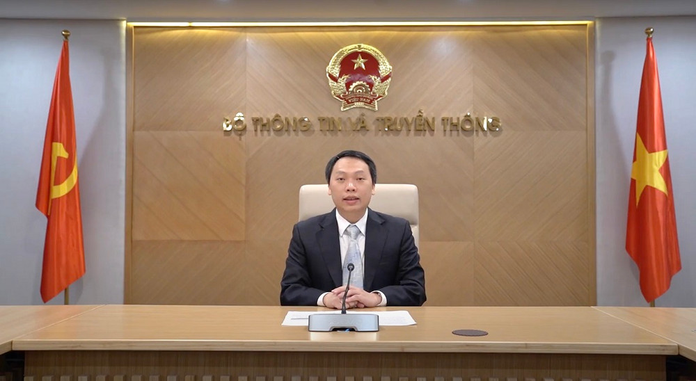 Thứ trưởng Thông tin và Truyền thông Nguyễn Huy Dũng phát biểu khai mạc Hội thảo. Bảo đảm an toàn không gian mạng trong kỷ nguyên số -0