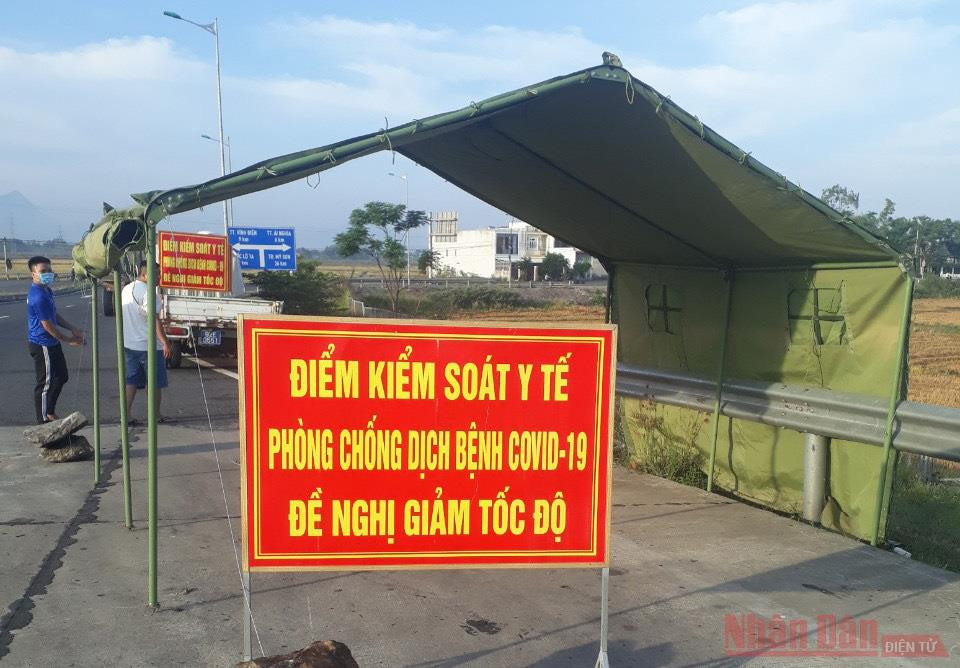 Lập chốt kiểm soát dịch Covid-19 tại tỉnh Quảng Nam. Các địa phương tăng cường các biện pháp phòng, chống dịch Covid-19 -0