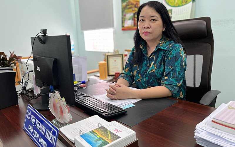 Chị Vũ Thị Thanh Hiền. Tháng tư, những nụ cười trở lại -0