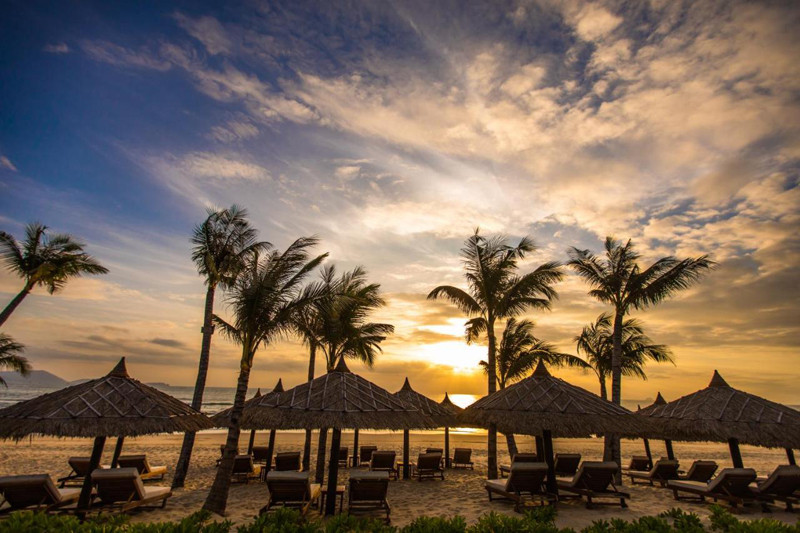 Những bãi biển yên tĩnh ở Cam Ranh là nơi lý tưởng để nạp năng lượng đón chào năm mới Những điểm đến “gần nhà” lý tưởng cho dịp Tết Dương lịch -0