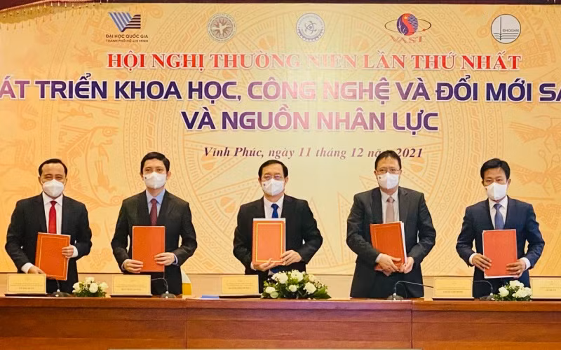 Bàn bạc các chính sách đột phá về khoa học và công nghệ -0