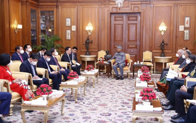 Quang cảnh cuộc gặp. (Ảnh: TTXVN) ttxvn_20211219_vuong_dinh_hue_7-1639921970962.jpeg