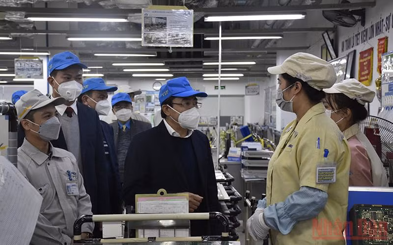 Liên đoàn Lao động thành phố Hà Nội kiểm tra, nắm bắt tình hình lao động sau Tết.