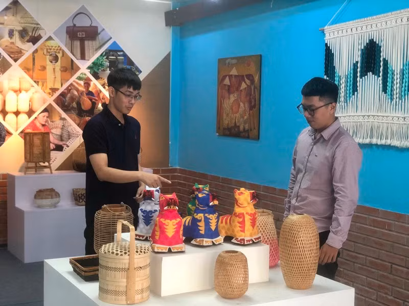 image_6487327[1].jpg -0