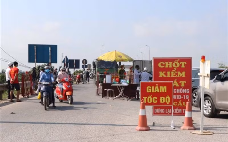 Cách ly y tế đối với một điểm dân cư ở huyện Yên Phong.