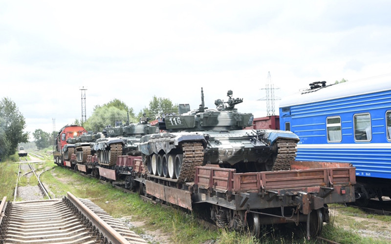 Những chiếc xe tăng của Đội tuyển Belarus mang sang Nga thi đấu. Kỳ vọng màn trình diễn ngoạn mục từ đội tuyển Xe tăng Việt Nam -0