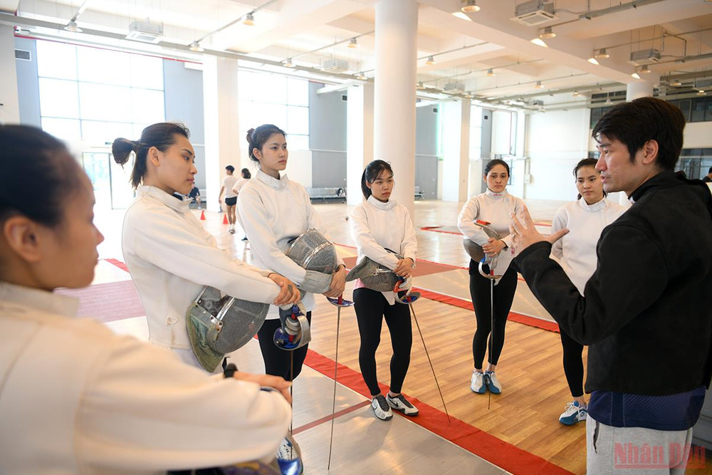 Bên cạnh đó, việc không được cọ xát ở các giải đấu lớn khiến đấu kiếm Việt Nam khá thiệt thòi trước các đối thủ cùng khu vực. (ẢNH: THÀNH ĐẠT) Đấu kiếm Việt Nam nỗ lực chạy nước rút cho SEA Games 31 -0