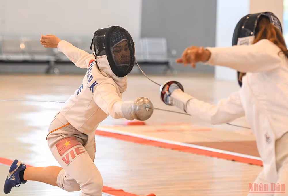 Một ngày của đội tuyển đấu kiếm Việt Nam -0