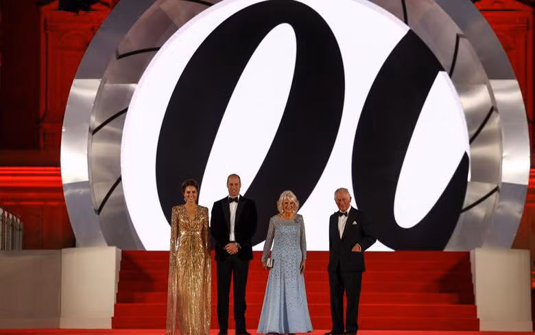 Tập mới nhất của James Bond làm bùng nổ phòng vé -0