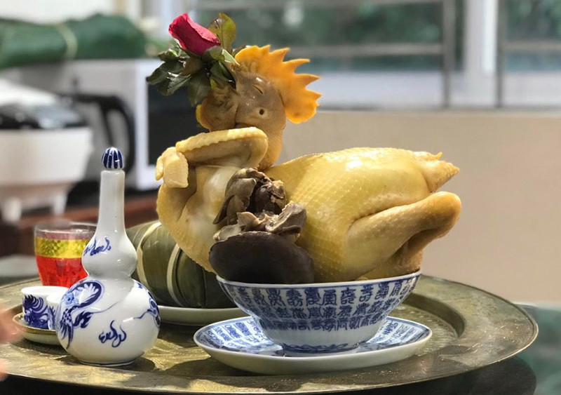 Hướng dẫn buộc gà cánh tiên. “Bếp nhà cháu” chia sẻ tình yêu với ẩm thực Việt -0