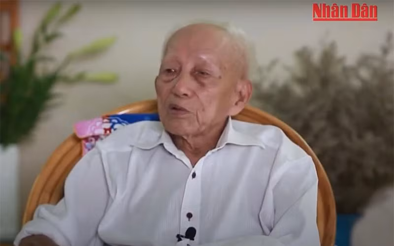 Cụ Đặng Văn Việt trả lời phỏng vấn trong bộ phim tài liệu “Việt Nam thời đại Hồ Chí Minh - Biên niên sử truyền hình” (Truyền hình Nhân Dân).