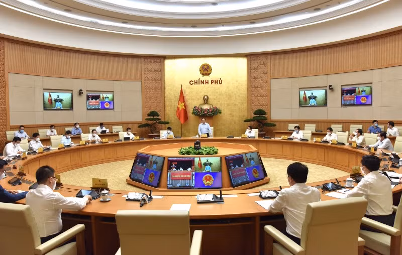 Thủ tướng chủ trì họp trực tuyến ứng phó dịch Covid-19 tại TP Hồ Chí Minh -0