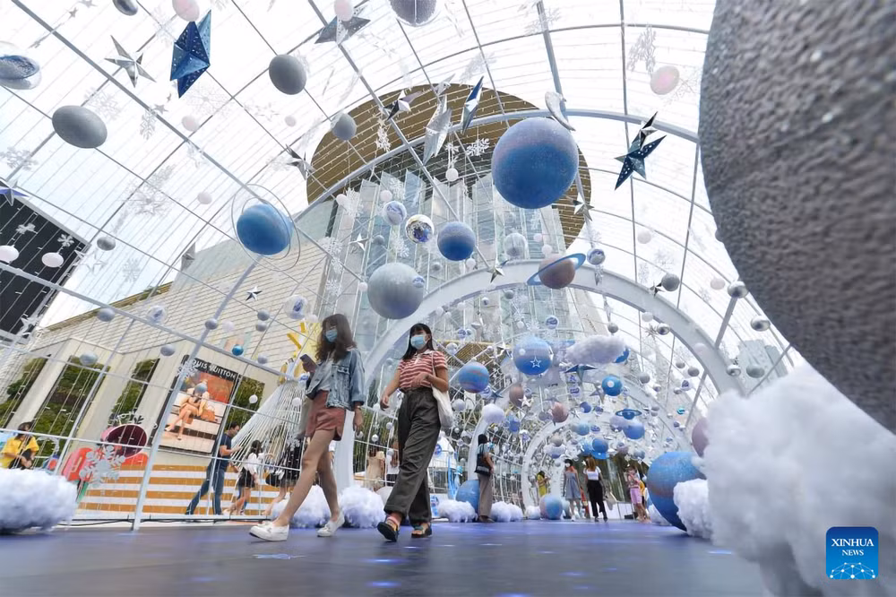 Thế giới đón Giáng sinh an lành giữa 