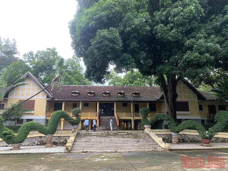 Biệt điện Bảo Đại tại thành phố Buôn Ma Thuột, một địa điểm tham quan du lịch nổi tiếng ở Đắk Lắk. Nhiều giải pháp phục hồi hoạt động du lịch ở Đắk Lắk trong tình hình mới -0