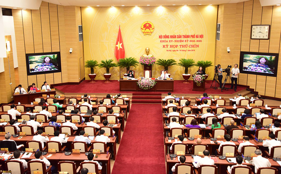Kỳ họp Hội đồng nhân dân TP Hà Nội. Ảnh: hanoimoi.com.vn Điểm qua 12 luật mới, có hiệu lực từ 1-7 -0