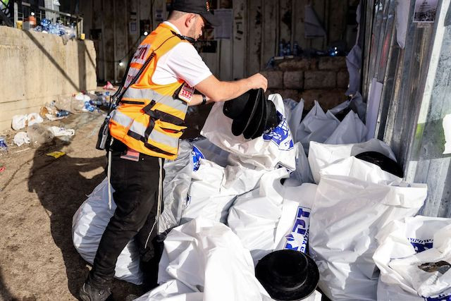 Ảnh: Reuters Giẫm đạp tại lễ hội tôn giáo ở Israel, 45 người chết -3