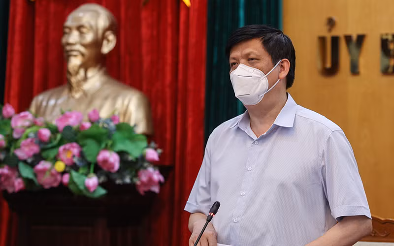 Bộ trưởng Y tế Nguyễn Thanh Long phát biểu tại buổi làm việc.