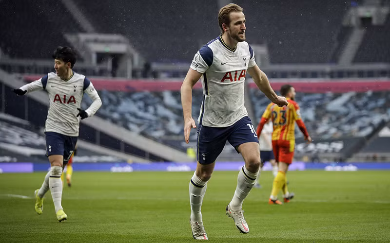 Tottenham thắng West Brom 2-0