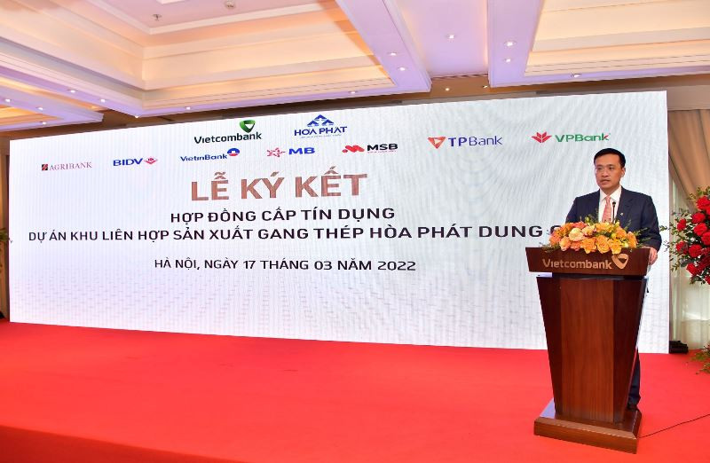 Ông Phạm Quang Dũng-Chủ tịch HĐQT Vietcombank phát biểu tại lễ ký kết. Cấp tín dụng 35 nghìn tỷ đồng cho Dự án Khu liên hợp sản xuất gang thép Hòa Phát Dung Quất 2 do Vietcombank là đầu mối thu xếp -0