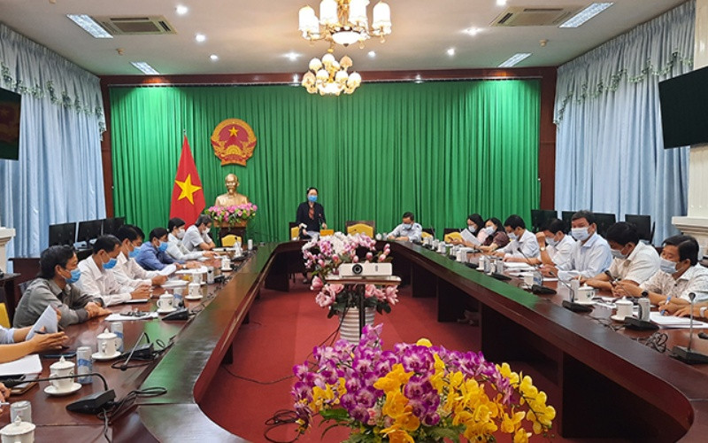 UBND tỉnh Vĩnh Long họp khẩn triển khai công tác phòng, chống dịch Covid-19 trong tình hình mới vào sáng 29-1. Các địa phương nâng cao công tác phòng, chống dịch Covid-19 trong tình hình mới -0