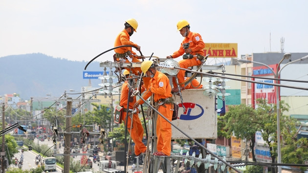 Kiểm tra và sửa chữa lưới điện.