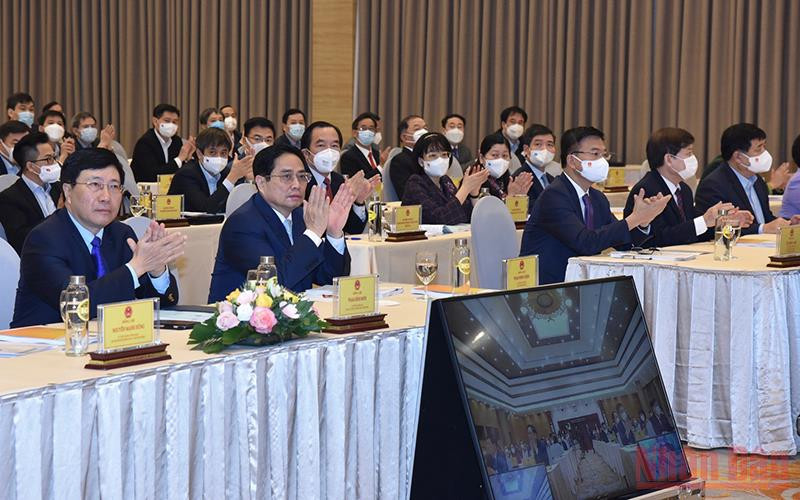 Thủ tướng Phạm Minh Chính và Phó Thủ tướng Thường trực Chính phủ Phạm Bình Minh cùng dự hội nghị. Nâng cao hiệu quả công tác xây dựng và hoàn thiện thể chế -0