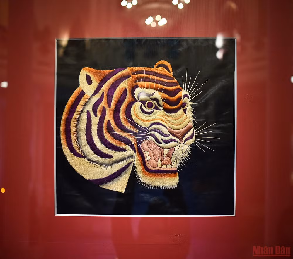 'Hổ trong mỹ thuật cổ Việt Nam' ảnh 13