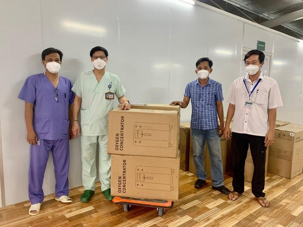 Bệnh viện Việt Đức đã trao tặng 645 máy tạo ô-xy cho các đơn vị, cơ sở y tế tại TP Hồ Chí Minh. (Ảnh: BVCC) Nỗ lực