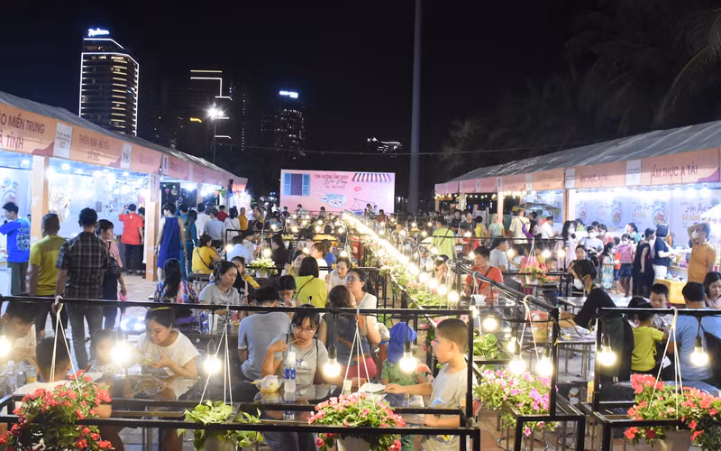 Đà Nẵng đón chào du khách trong mùa lễ hội ẩm thực -0