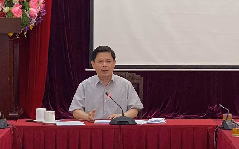 Bộ trưởng Giao thông vận tải Nguyễn Văn Thể.