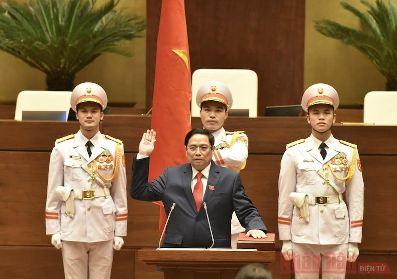 Đồng chí Phạm Minh Chính tuyên thệ nhậm chức Thủ tướng Chính phủ, chiều 5-4 (Ảnh: TRẦN HẢI).
