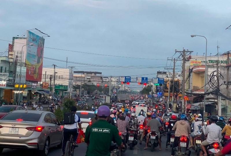 Di dân là thực trạng nhức nhối của ĐBSCL. Công bố báo cáo kinh tế thường niên ĐBSCL năm 2020 -0