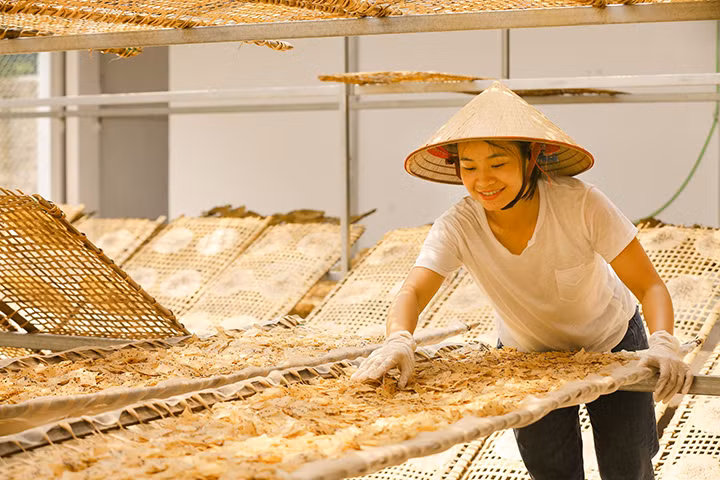 Khởi nghiệp từ ước mơ giữ gìn hương vị quà quê -0