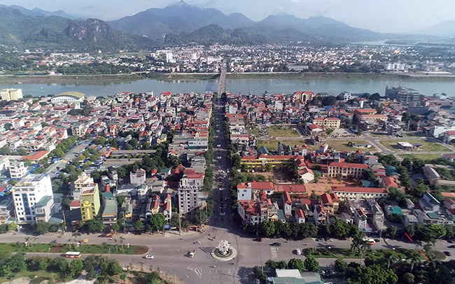 Một góc thành phố Hòa Bình.