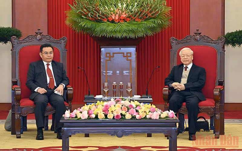 Tổng Bí thư Nguyễn Phú Trọng tiếp Chủ tịch Quốc hội Lào Saysomphone Phomvihane. (Ảnh: Duy Linh)