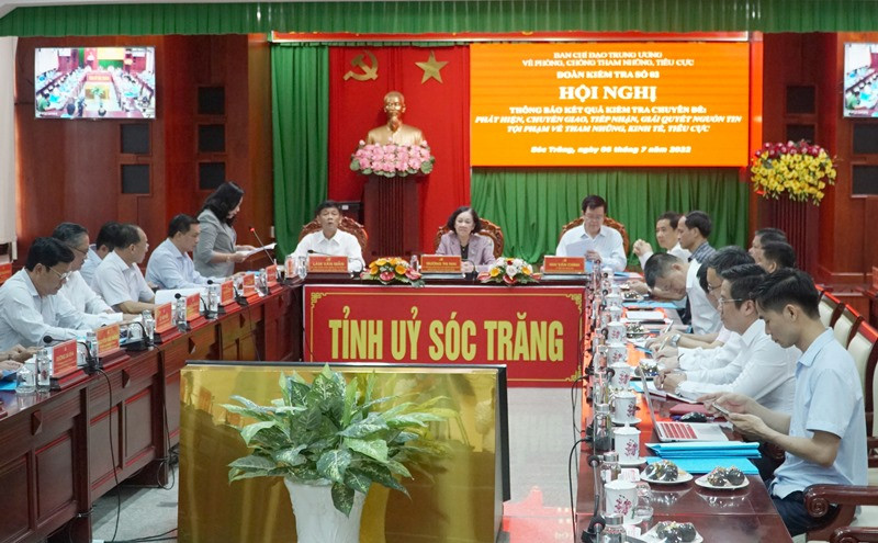 Đoàn kiểm tra số 2 của Ban Chỉ đạo Trung ương về phòng, chống tham nhũng, tiêu cực làm việc tại Sóc Trăng.