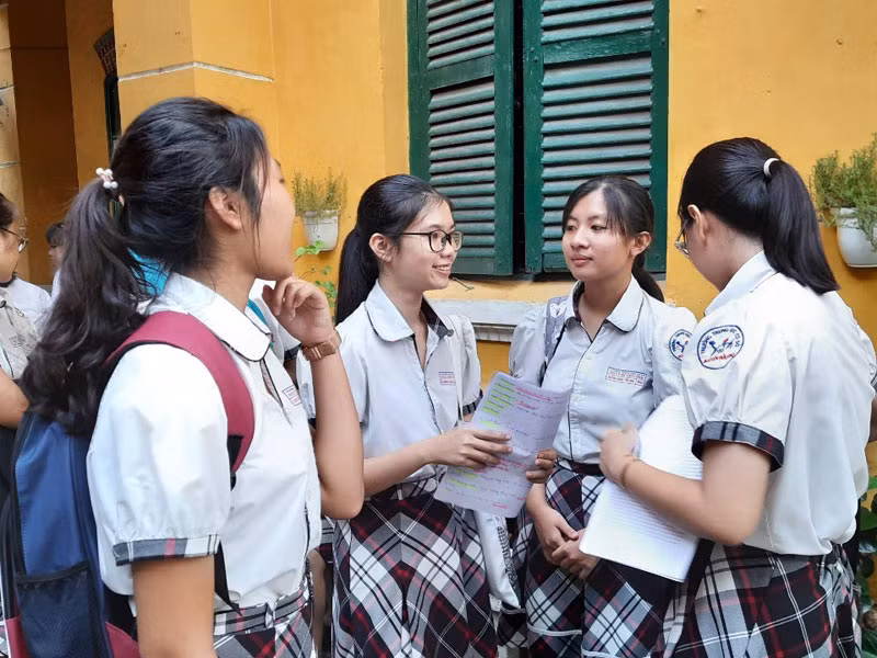 Các thí sinh tham gia kỳ tuyển sinh vào lớp 10 công lập năm 2020 tại TP Hồ Chí Minh.