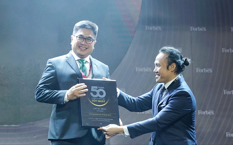 Thương hiệu Novaland được vinh danh trong Top 50 công ty niêm yết tốt nhất năm 2021 tại lễ trao giải do Tạp chí Forbes tổ chức.
