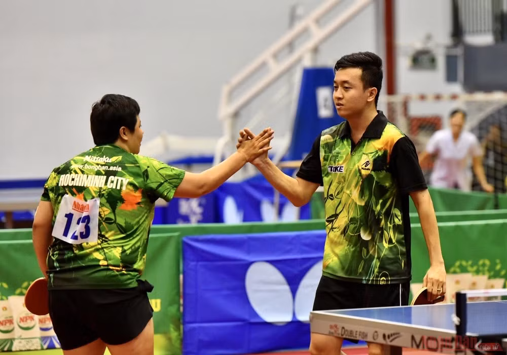 TP Hồ Chí Minh giành chức vô địch đầu tiên -1