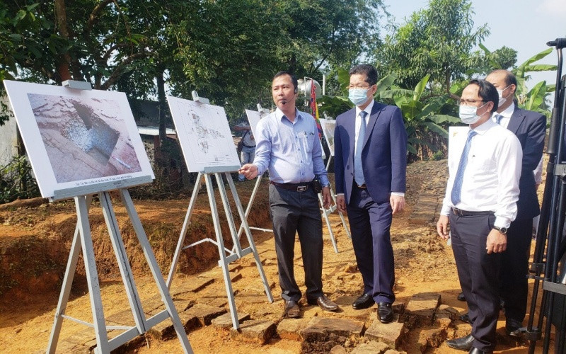 Lãnh đạo TP Đà Nẵng tham quan Di chỉ khảo cổ Chăm Phong Lệ sáng 23-2. a3_6-1614071775390.jpg