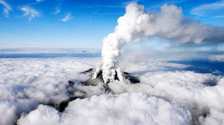 Núi lửa Ontake phun trào tại Nhật Bản