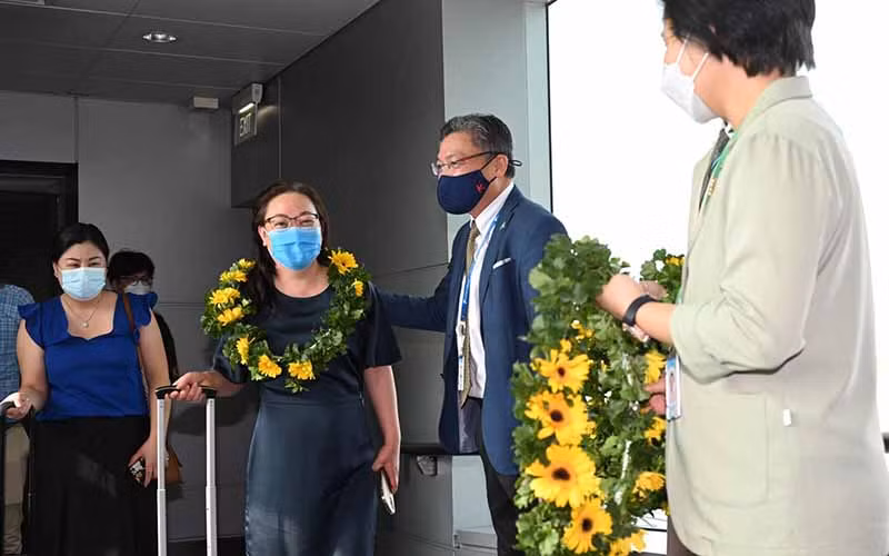 Những hành khách trên chuyến bay Việt Nam-Australia đầu tiên. (Ảnh: Bamboo Airways cung cấp)