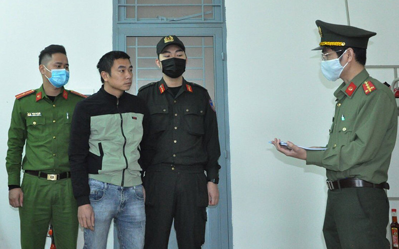 Khởi tố, bắt tạm giam tài xế chở người Trung Quốc nhập cảnh trái phép. Bắt tạm giam hai tài xế chở người Trung Quốc nhập cảnh trái phép -0