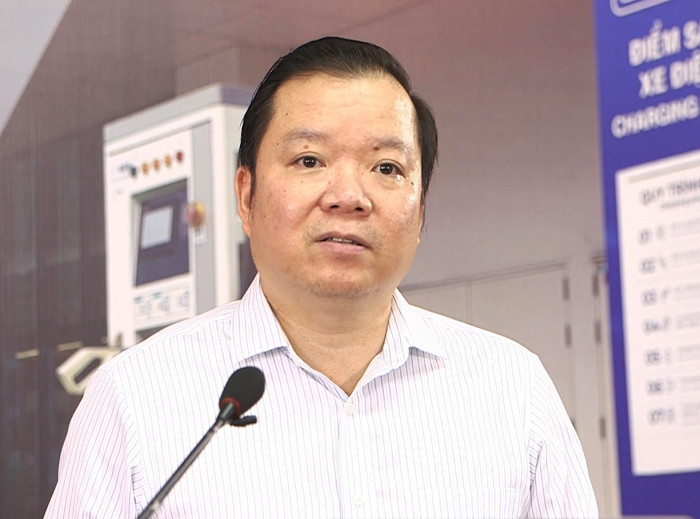 Phó Vụ trưởng Công nghiệp (Bộ Công thương) Phạm Tuấn Anh. Phát triển hạ tầng cho xe điện Việt Nam -0