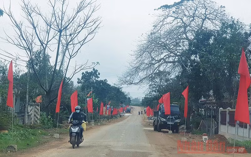 Xuân ấm trên vùng bão lũ -0