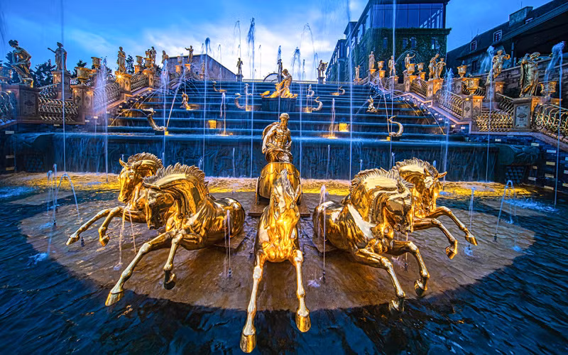 5 tác phẩm điêu khắc tiêu biểu trên đỉnh Bà Nà -0