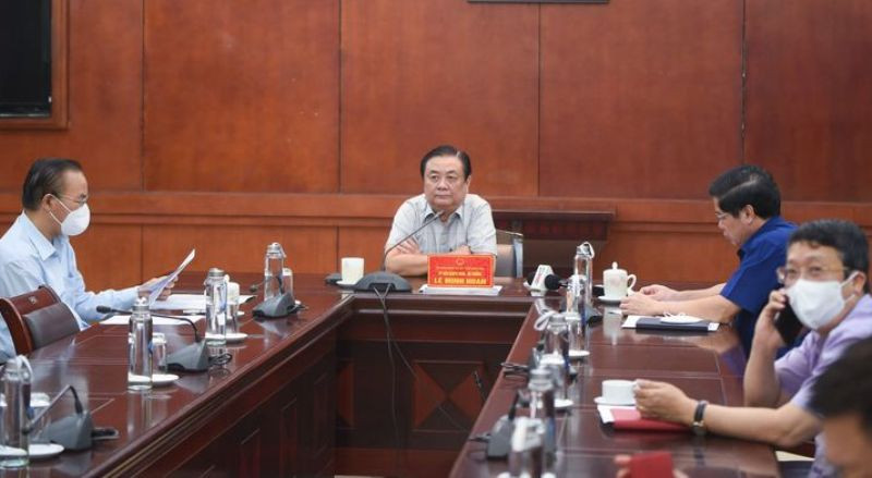 Cuộc họp ra mắt Diễn đàn sản xuất và tiêu thụ nông sản tại điểm cầu Hà Nội. Kết nối sản xuất và tiêu thụ nông sản, “san sẻ” nỗi lo với nông dân -0