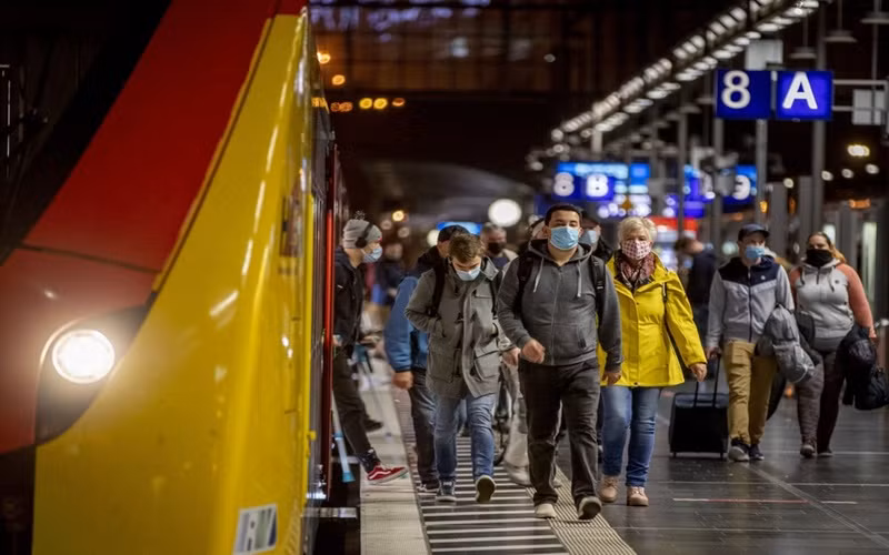 Một góc của nhà ga tại Frankfurt, Đức, ngày 8-10. (Ảnh: AP)